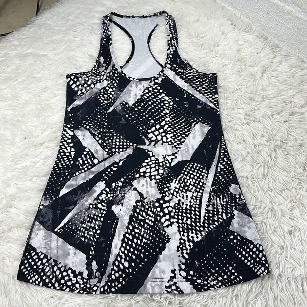 Lululemon Cool Racerback Static Mist White Black